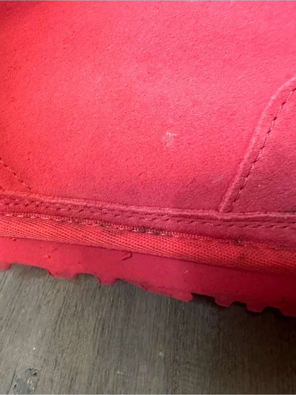 UGG WOMEN'S NEUMEL Boots Color: Pink Glow Women’s size 9